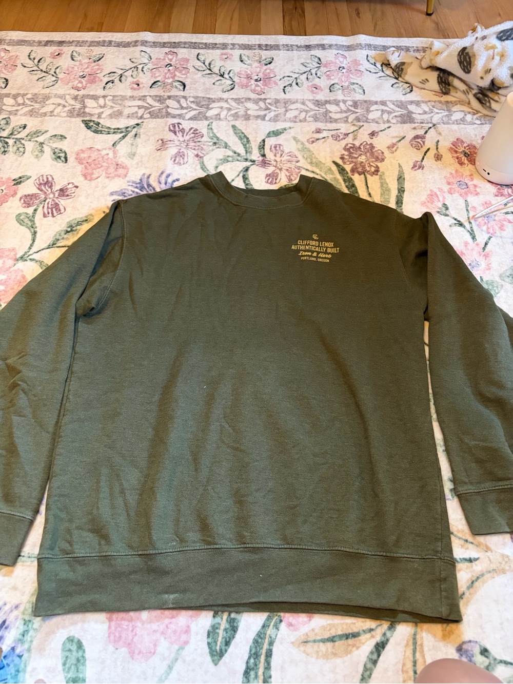 Clifford Lennox Green Crewneck Sweater